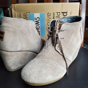 TOMS Taupe Wedge Booties